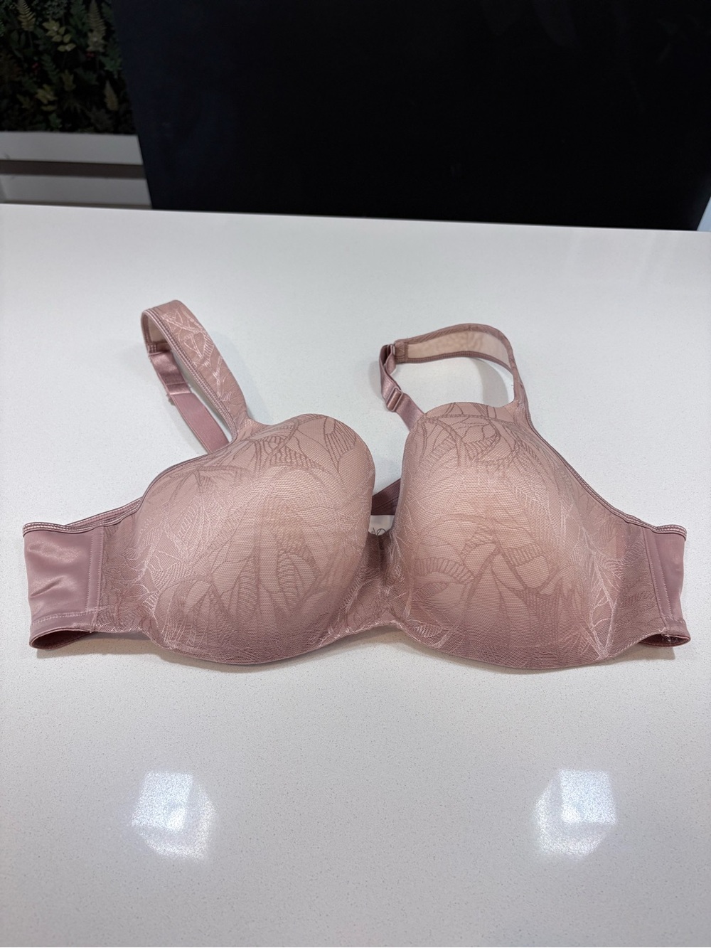 VOGLO Seamless beige taupe tan T-Shirt Bra